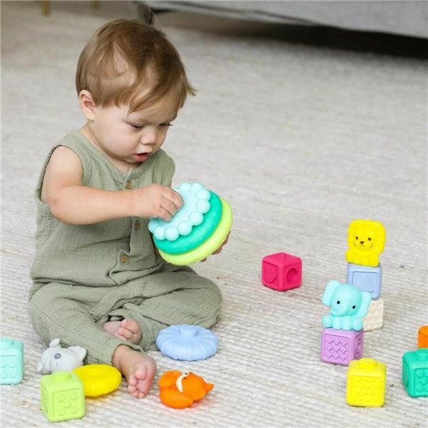 Fluffy toy Infantino