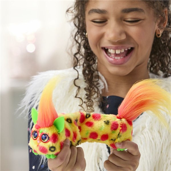 Fluffy toy Hasbro Red Plastic