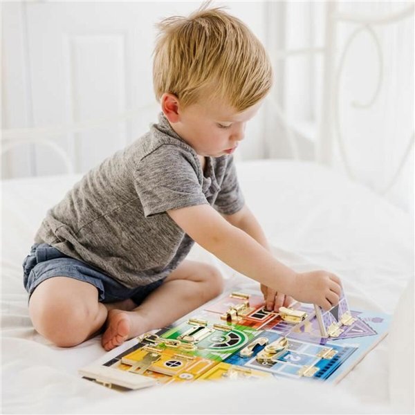 Action Figure Melissa & Doug