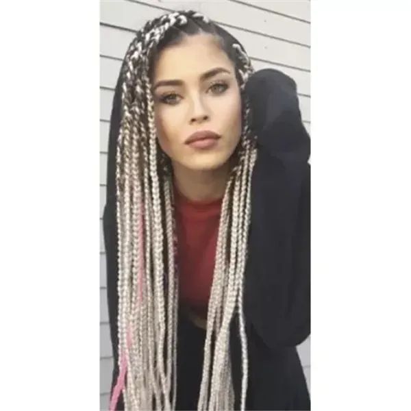 Blondid sünteetilised patsid Soulima 23556