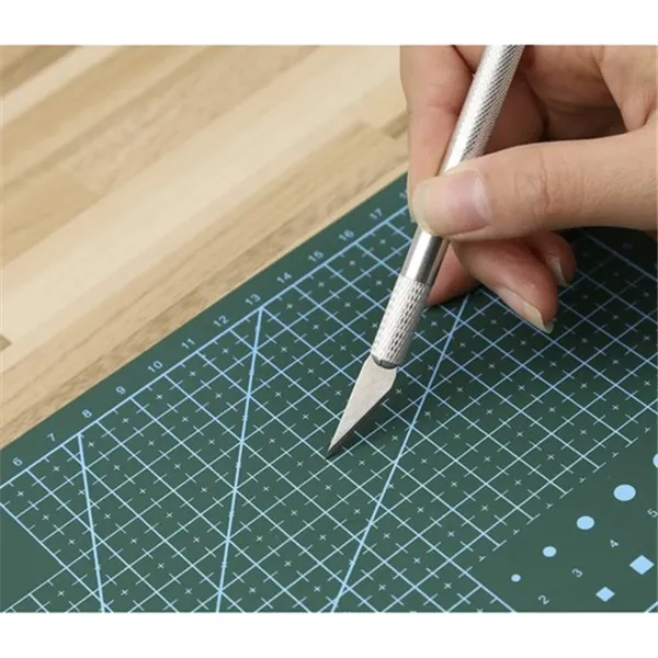 Bigstreen 24340 A2 modeling cutting mat