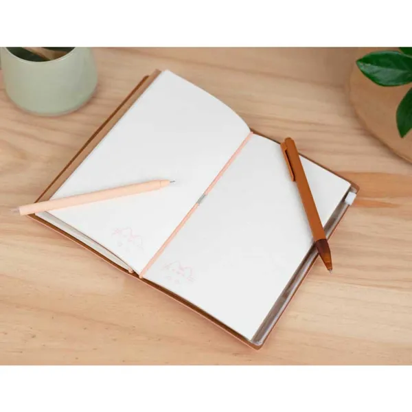Pusheen – Leather Travel Notebook B6 (Pink) | Pirkt tiešsaistē — Megaluks