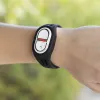 Įkraunama uodus atstumianti apyrankė naudojanti ultragarsą Banic InnovaGoods