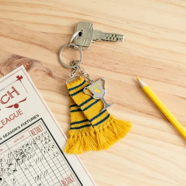 Harry Potter - Hufflepuff Scarf Keychain | Osta veebist — Megaluks