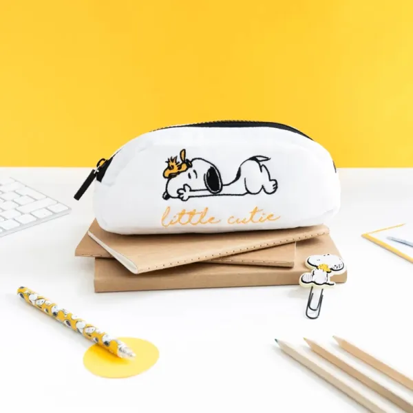 Snoopy - Plush pencil case for accessories from the Lazy Days collection