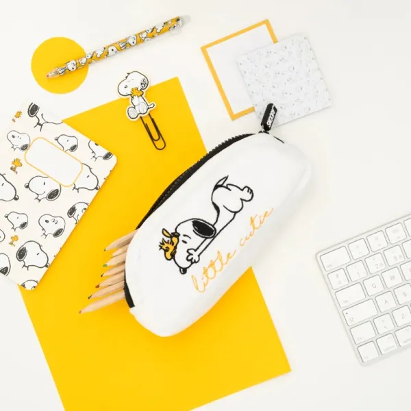Snoopy - Plush pencil case for accessories from the Lazy Days collection