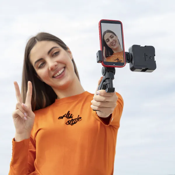 Vloginimui skirtas rinkinys su šviesa, mikrofonu ir nuotolinio valdymo pultu Plodni InnovaGoods 6 Dalys