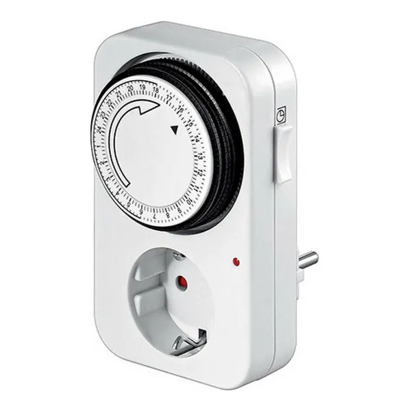 Plug with analogue timer TM Electron TMUAD100