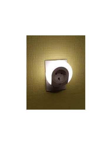 LED night light with 7 LED dim sensor and earthed socket for wall socket