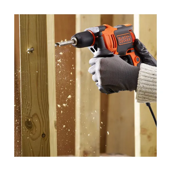 Urbja un piederumu komplekts Black & Decker BEH710K-QS 230 V 710 W