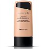 Max Factor Lasting Performance -meikkivoide 105 Soft Beige