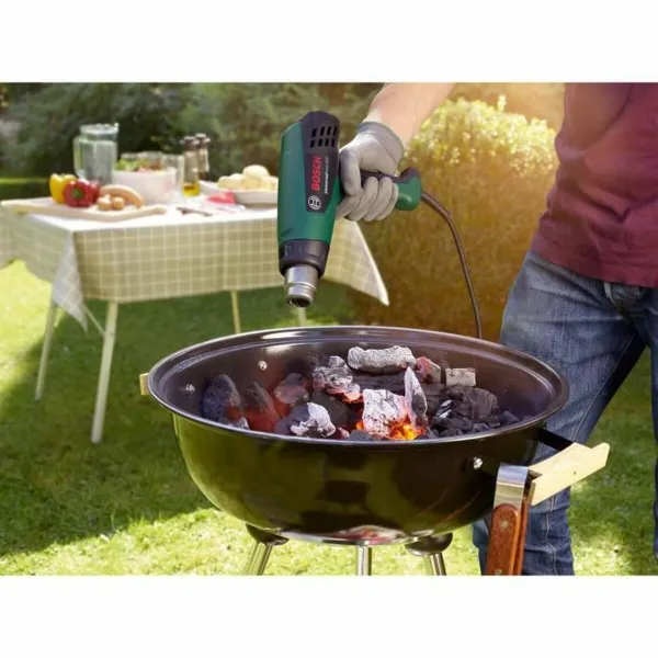 Пистолет горячего воздуха BOSCH Universal Heat 600 1800 W