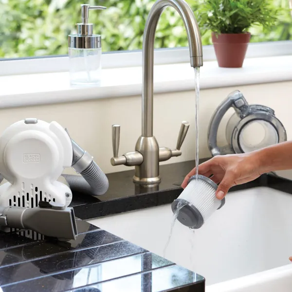 Käsipölynimuri Black & Decker PD1820L-QW