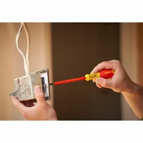 RGBW LED-riba WiFi-kontroller (3528 / 5050) | Osta veebist — Megaluks