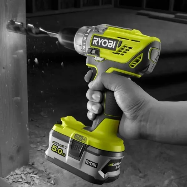 Шуруповерт Ryobi 18 V