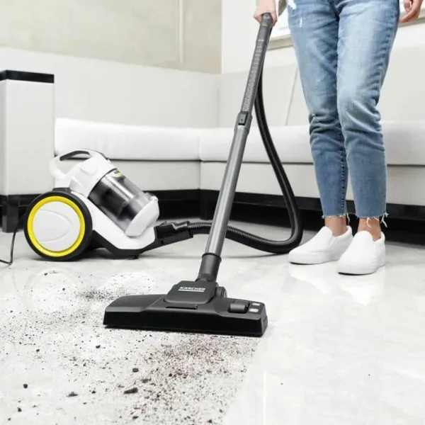 vacuum cleaner Kärcher White 700 W