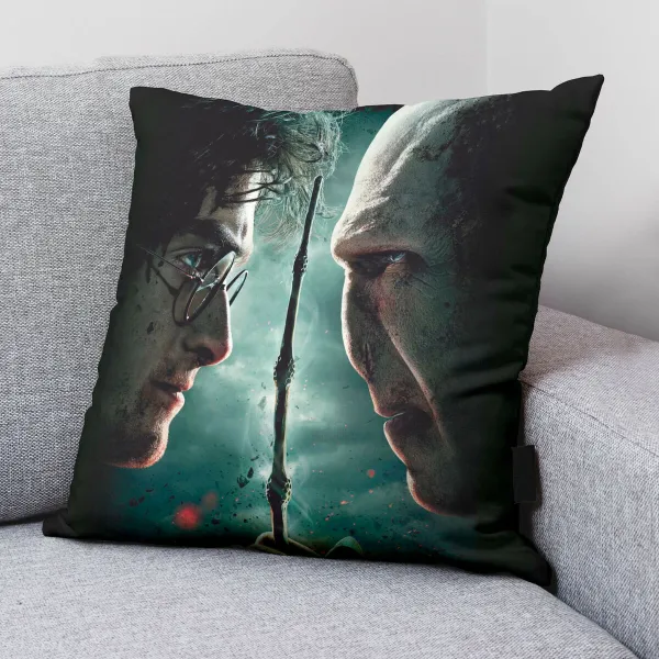 Spilvendrāna Harry Potter vs Voldemort Daudzkrāsains 50 x 50 cm
