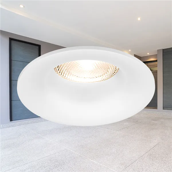 BRY-TETRA-D-RND-WHT-SPOTLIGHT