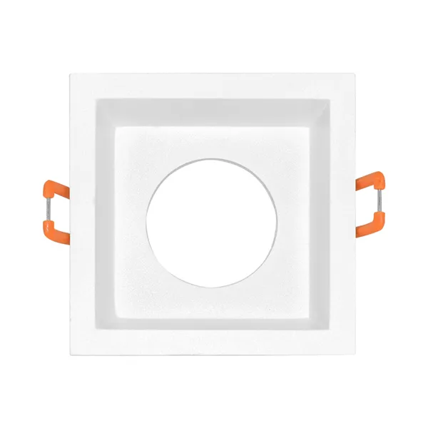 BRY-TETRA-CF-SQR-WHT-SPOTLIGHT