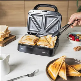 Sandwich Maker UFESA Black 750 W