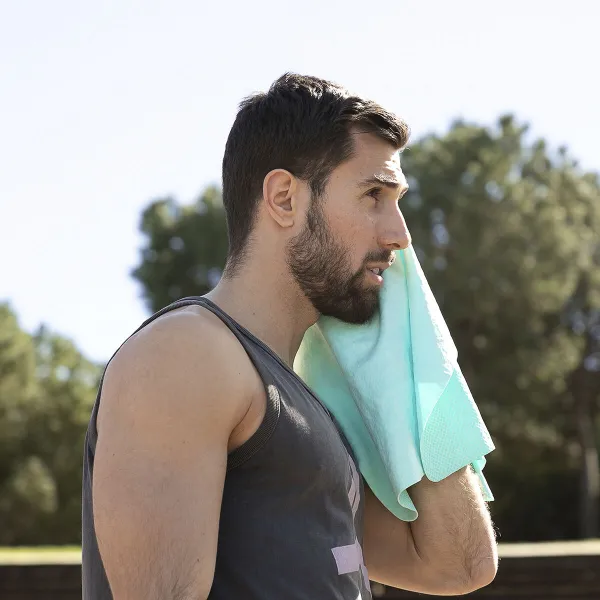 Ice-Effect Instant Cooling Sports Towel InnovaGoods