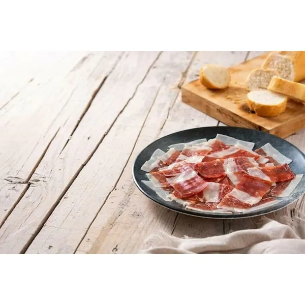 Cebo šķiņķa plecs Linaje Negro 5 kg Pudele sarkanvīna Monte Real 750 ml