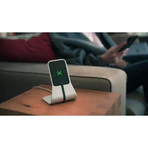 XVIDA (POWER 2) Wireless Charging Desk Stand - Qi 7.5W (Silver)