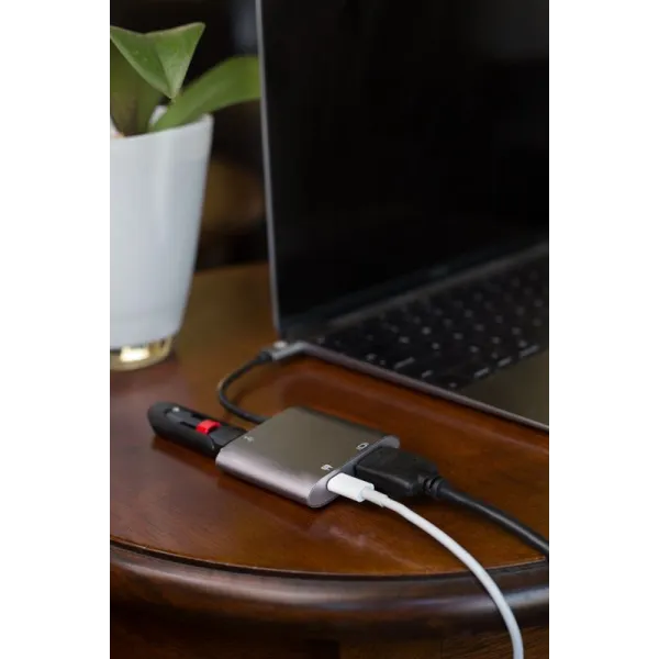 Kanex USB-C VGA Adapter with Power Delivery - USB 1,5 A, USB-C Power Delivery 60 W + VGA Full HD (Anodized Aluminum)