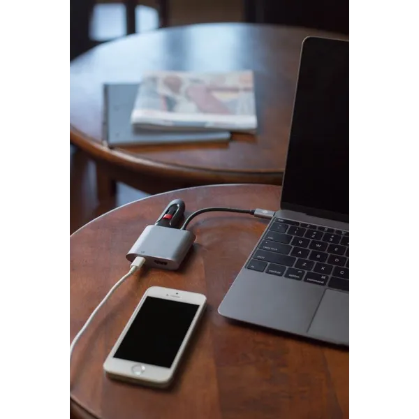 Kanex USB-C VGA Adapter with Power Delivery - USB 1,5 A, USB-C Power Delivery 60 W + VGA Full HD (Anodized Aluminum)