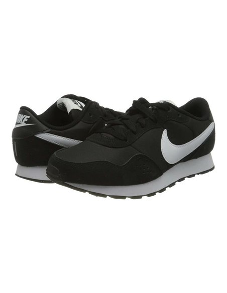 Sports Shoes for Kids Nike MD VALIANT BG CN8558 002