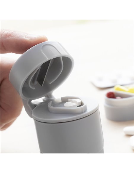 5-in-1 Pill Dispenser with Cutter and Crusher Fivlok InnovaGoods