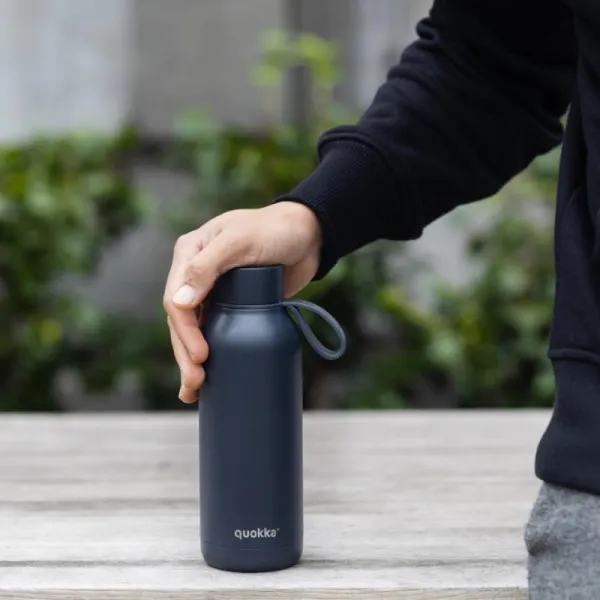 Quokka Solid With Strap - 510ml Stainless Steel Thermos Bottle with Strap (Slate)