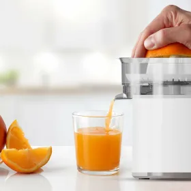 Elektrinė sulčiaspaudė Black & Decker BXCJ40E Balta 40 W