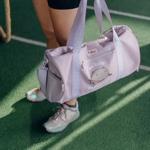 Pusheen - Sports/travel bag from the Moments collection (30 x 50 cm)