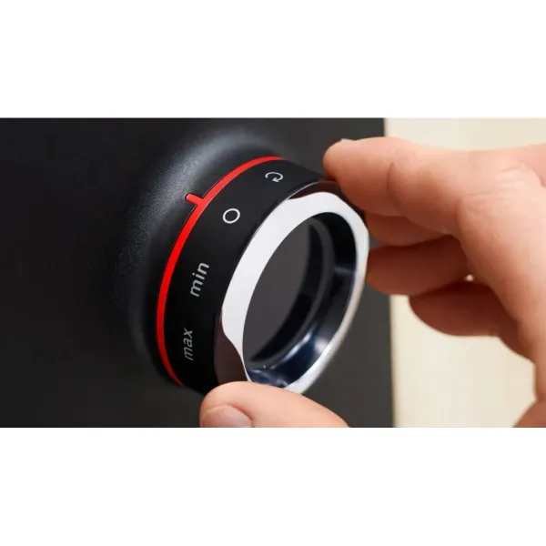 Lihamylly BOSCH MFWS440B Musta Hopeinen Muovinen 1900 W 2,5 Kg/min