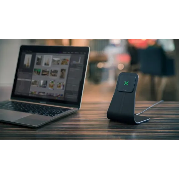 XVIDA Fast Charging Desk Stand - Inductive charger for Samsung Quick Charge 2.0 (Black)