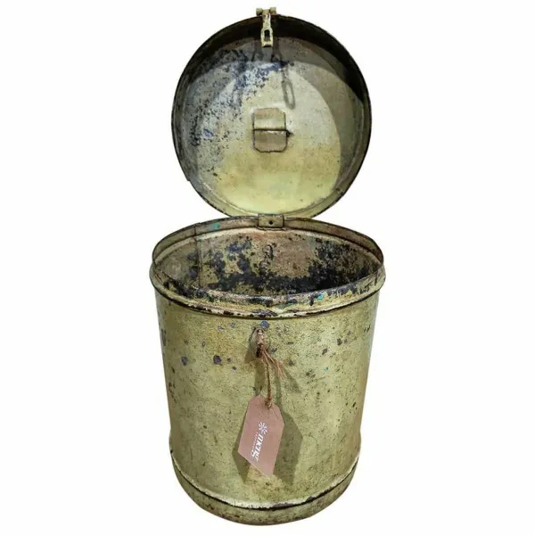 Dekoratīvs kanniņš Alexandra House Living Krēmkrāsa Dzelzs Tradicionālais stils 27 x 35 x 27 cm