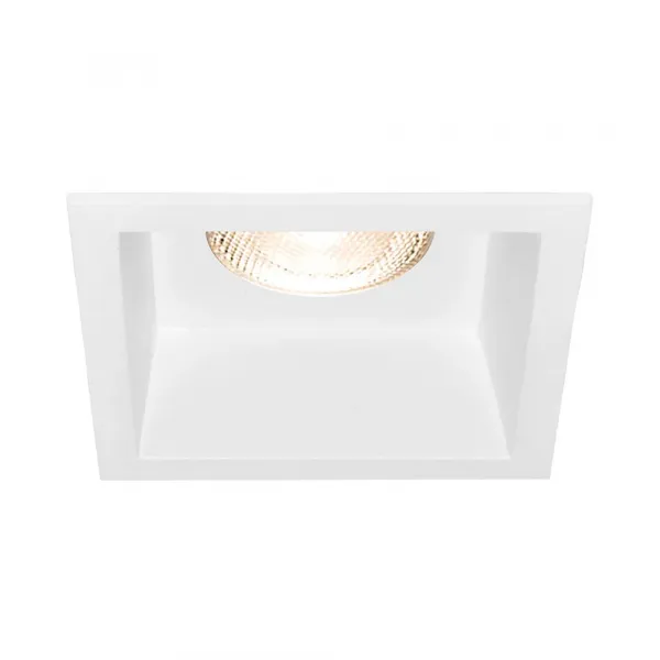 BRY-TETRA-CF-SQR-WHT-SPOTLIGHT