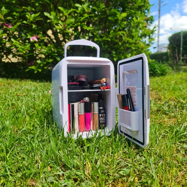 4L travel fridge - white