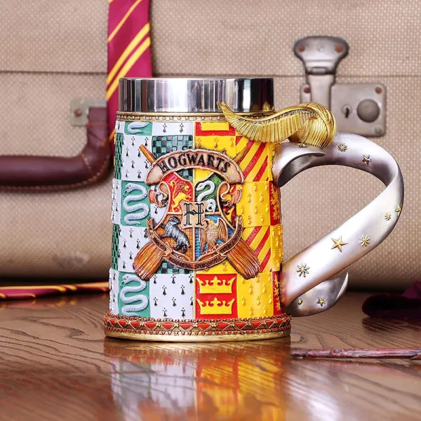 Harry Potter - Stainless Steel Mug/Skull in Golden Snitch Gift Box 600ml