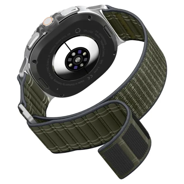 Spigen WBF0 Band - Strap for Samsung Galaxy Watch 8 / 8 Classic 40 / 44 / 46 mm (Green)