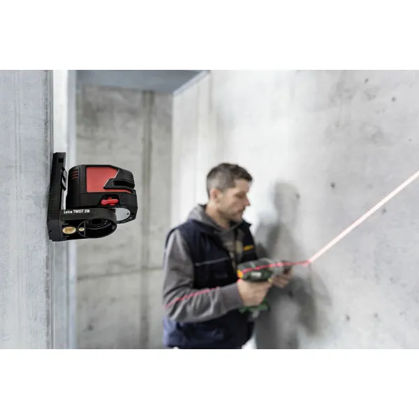 Līniju lāzera līmenis Leica Geosystems L2