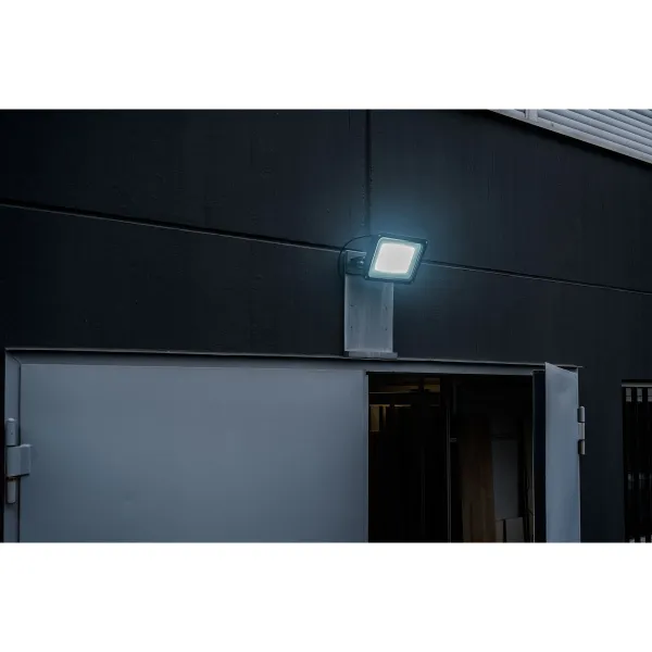 LED spotlight Brennenstuhl JARO D 100 W 11500 lm Juoda (6500 K)