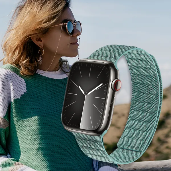 Crong Melange - Magnetic strap for Apple Watch 38/40/41/42 mm (turquoise melange)