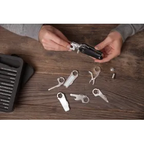 Quirky Switch V2 - Multifunctional pocket knife with 18 functions