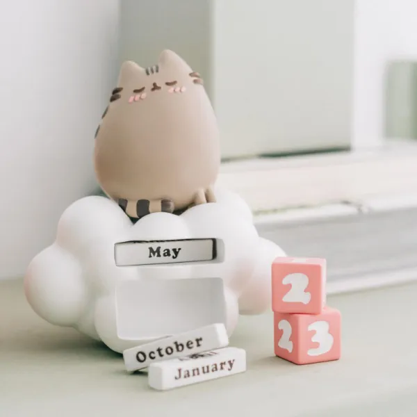 Pusheen - 3D Perpetual Calendar from the Purrfect Love Collection