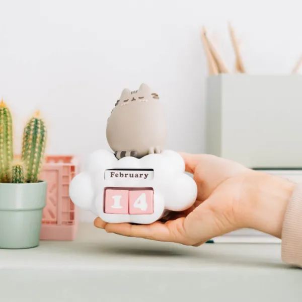 Pusheen - 3D Perpetual Calendar from the Purrfect Love Collection