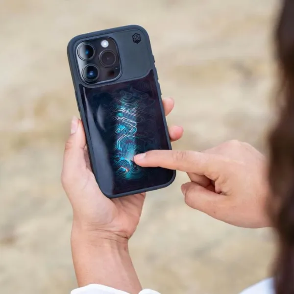 STM Reveal Warm MagSafe - Case for iPhone 15 (Black Realm)