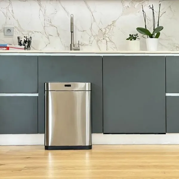 Мусорное ведро Kitchen Move Серый Металл Нержавеющая сталь 60 L