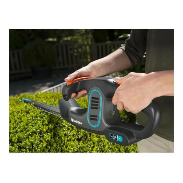 Gyvatvorių žirklės Gardena EasyCut 14,4 V 2 Ah